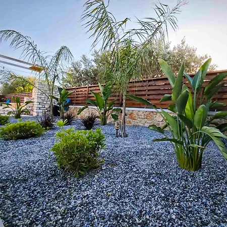 Mandilaria Stone House * Afandu