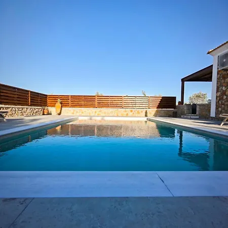 Apartment Mandilaria Stone House