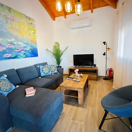 شقة Mandilaria Stone House *
