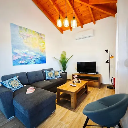 شقة Mandilaria Stone House
