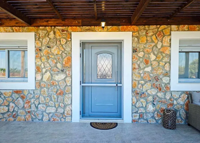 Mandilaria Stone House * アファンドウ