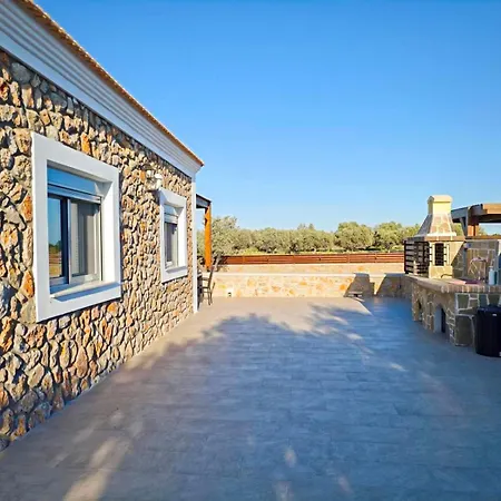 Mandilaria Stone House Appartement