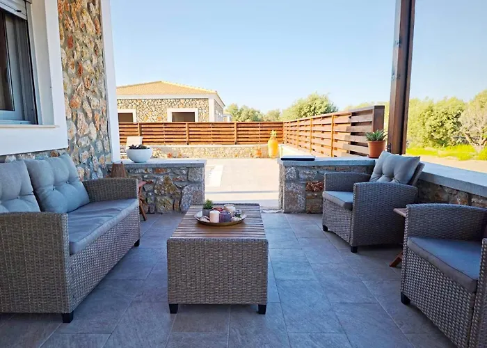 Apartament Mandilaria Stone House Afandu